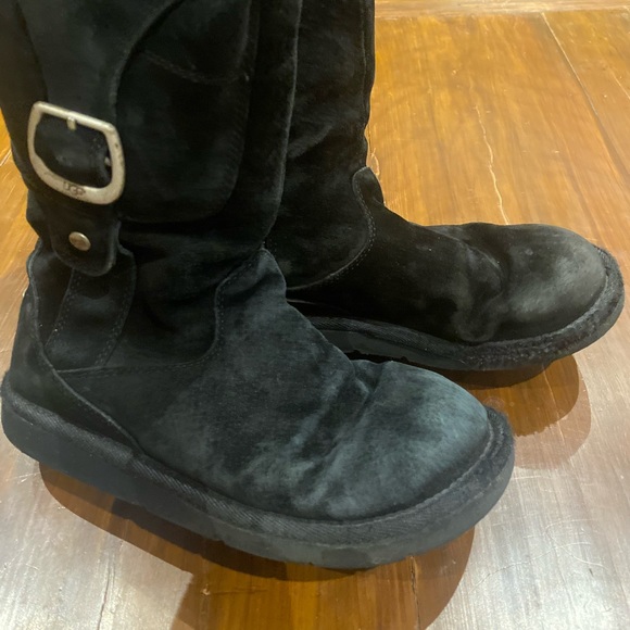 Black Ugg Retro Cargo boots - Picture 7 of 8